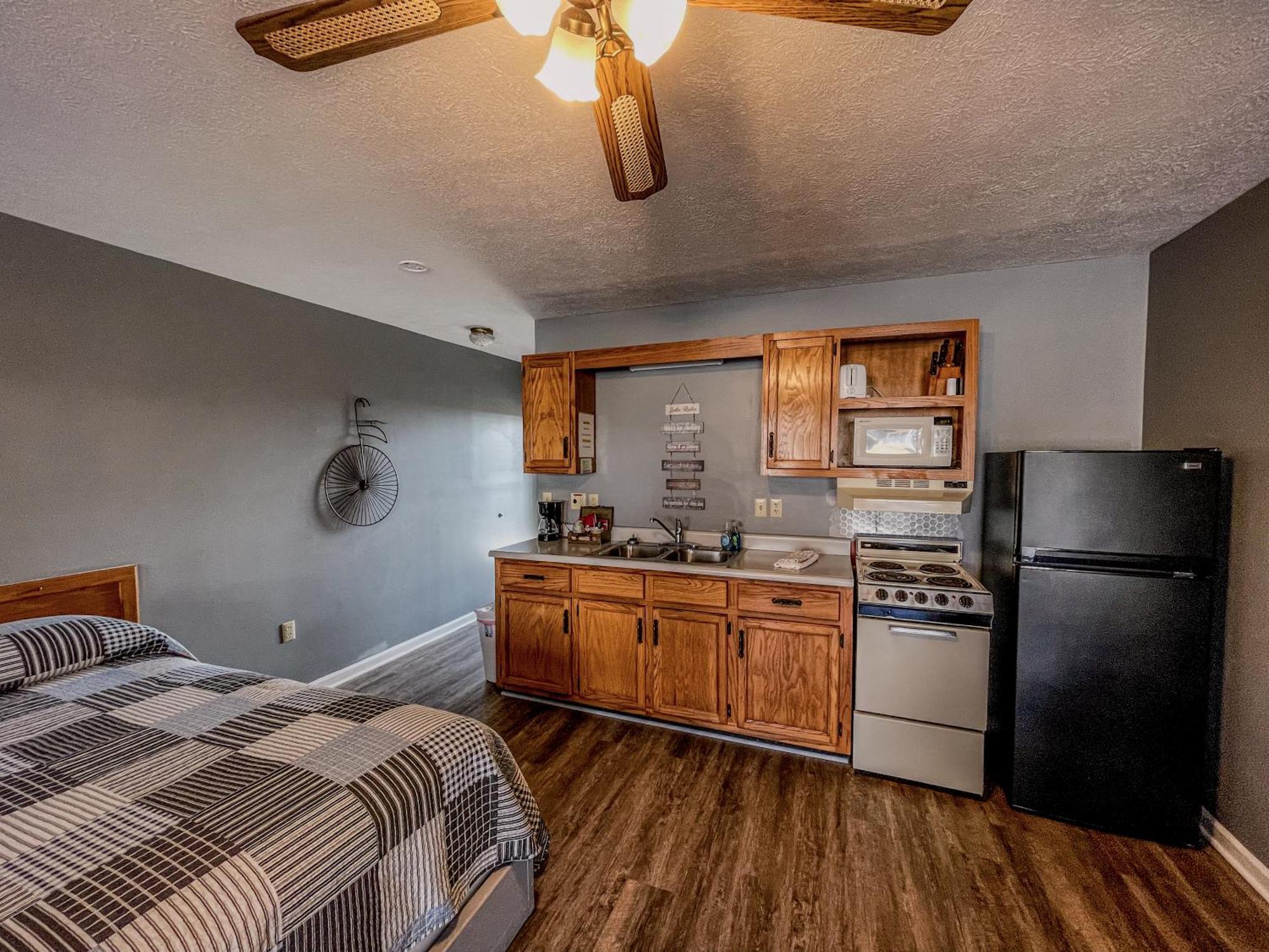 Timber Pointe Resort Jamestown エクステリア 写真