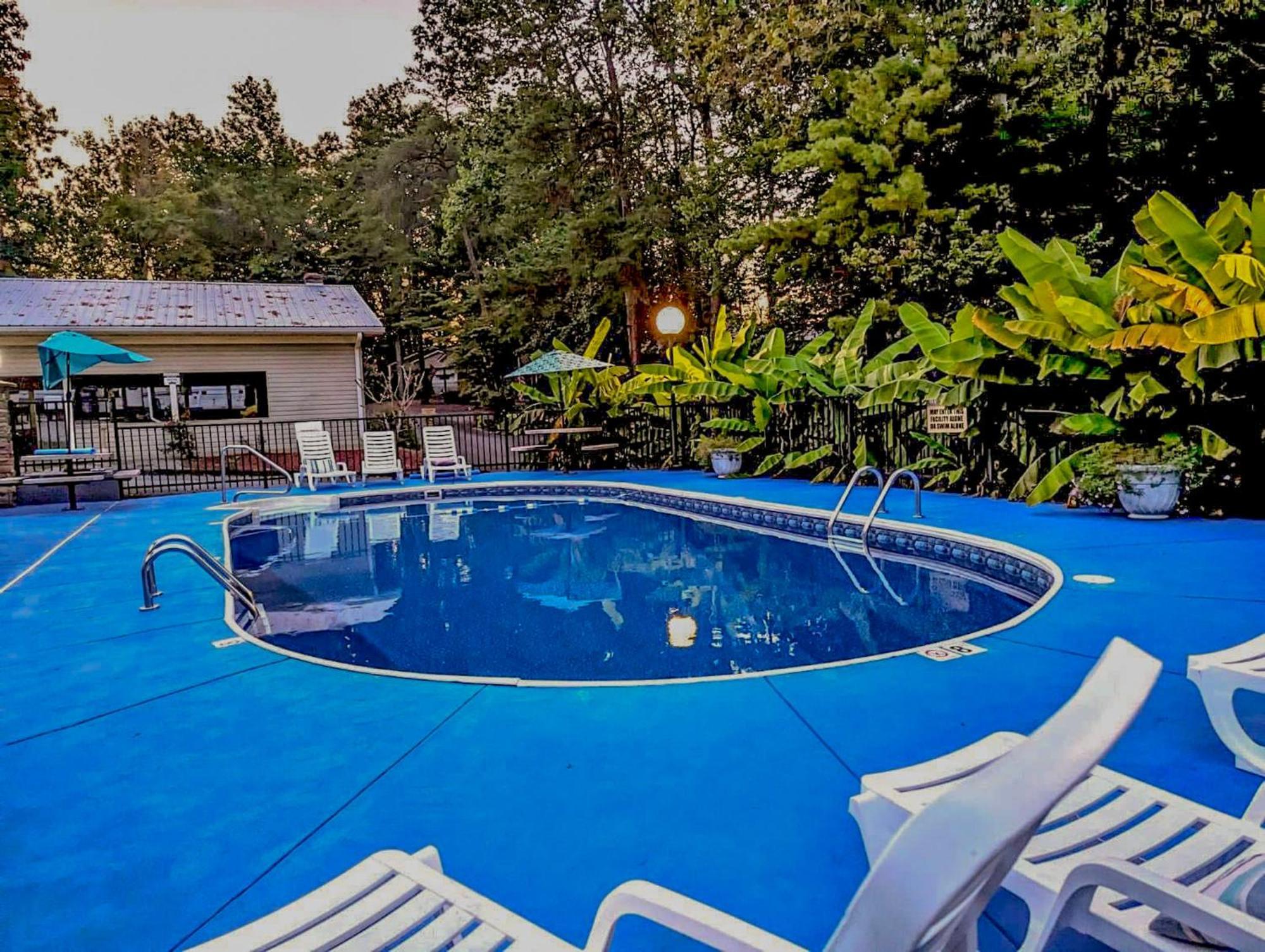 Timber Pointe Resort Jamestown エクステリア 写真