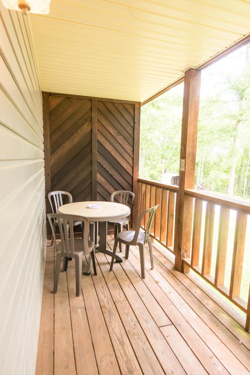 Timber Pointe Resort Jamestown エクステリア 写真